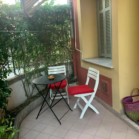 Bilocale A Trenta Metri Dal Mare Apartment